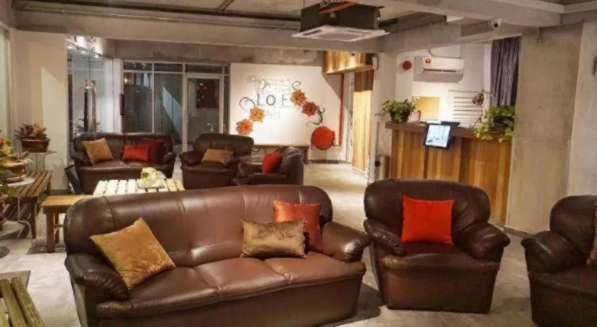 Riverine Garden Hotel