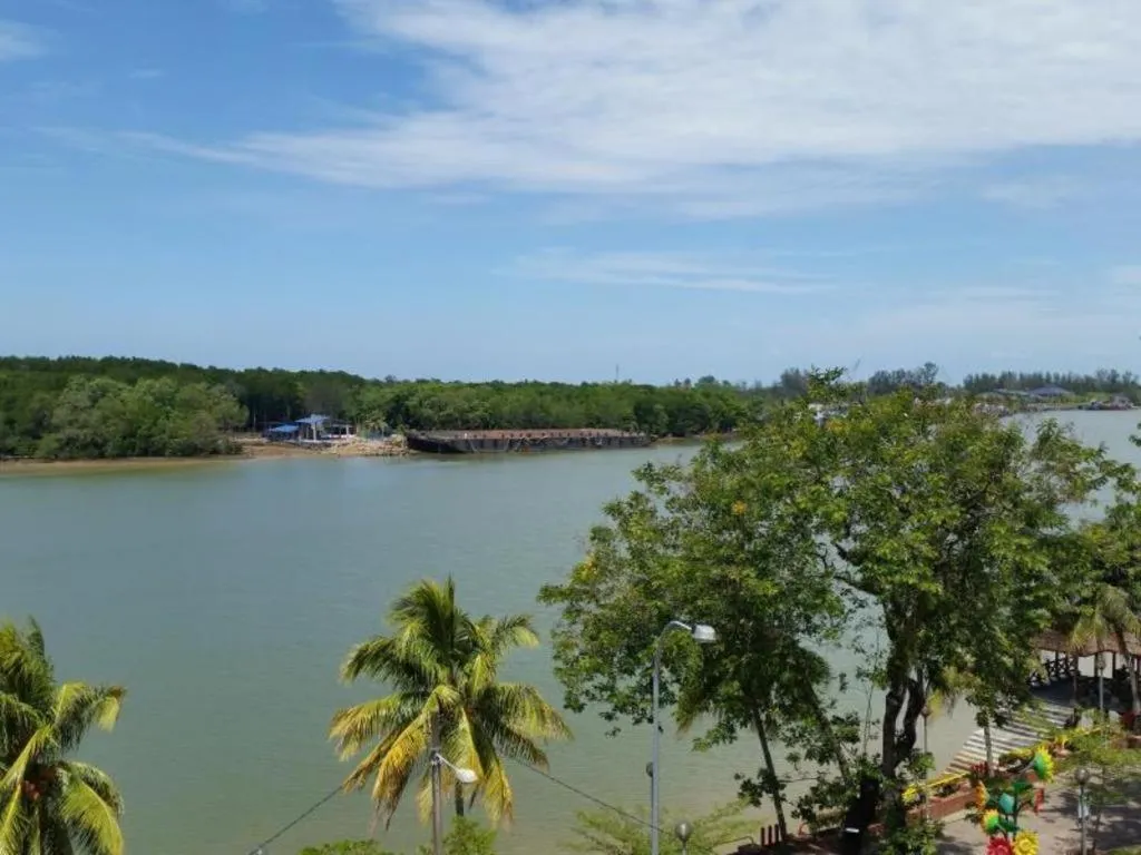 Riverine Garden Hotel