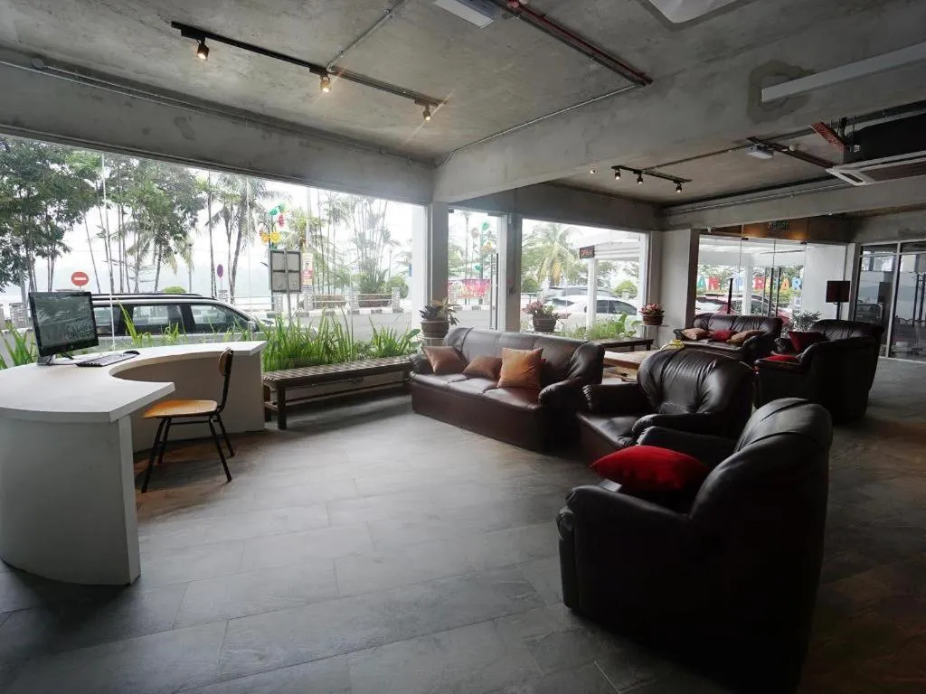 Riverine Garden Hotel