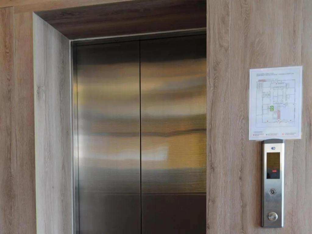 Sea Lion Firefly Concept Hotel