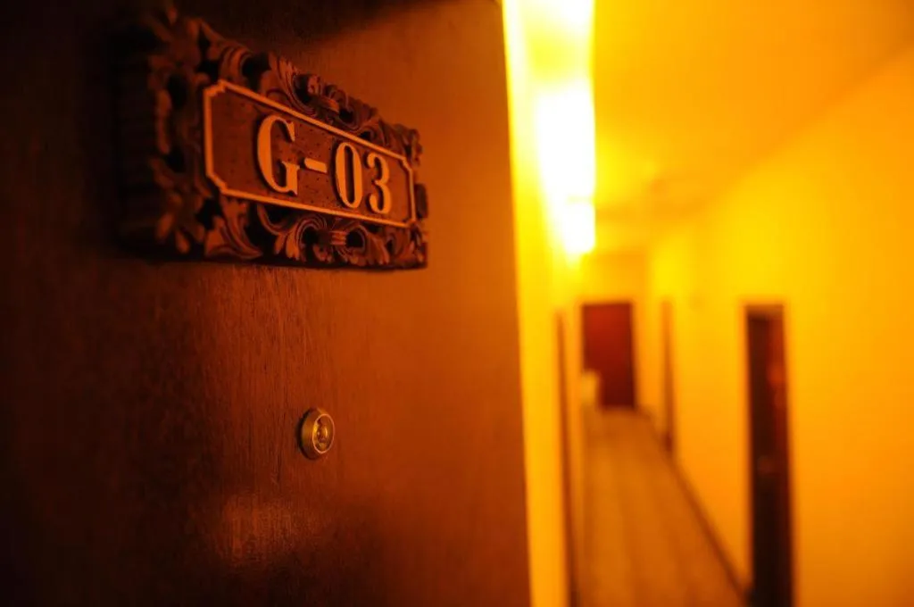 Sea Lion Firefly Concept Hotel