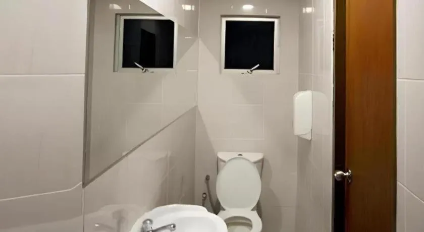 Place2Stay Business Hotel @ Waterfront