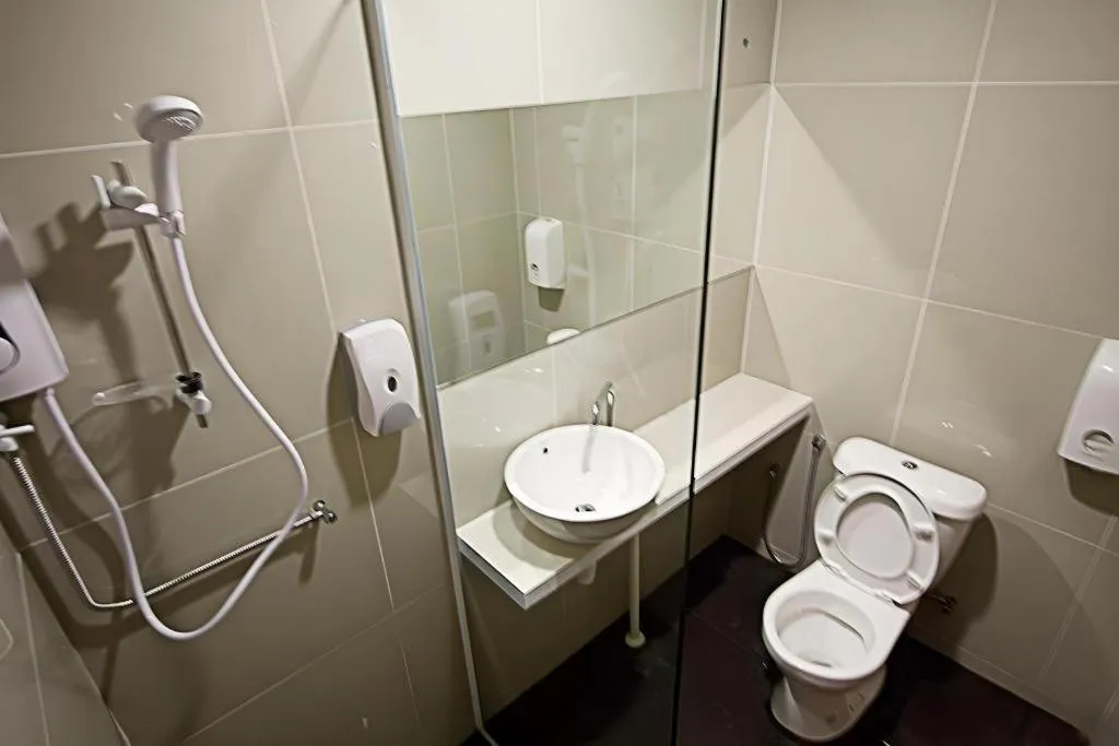 Place2Stay Business Hotel @ Waterfront