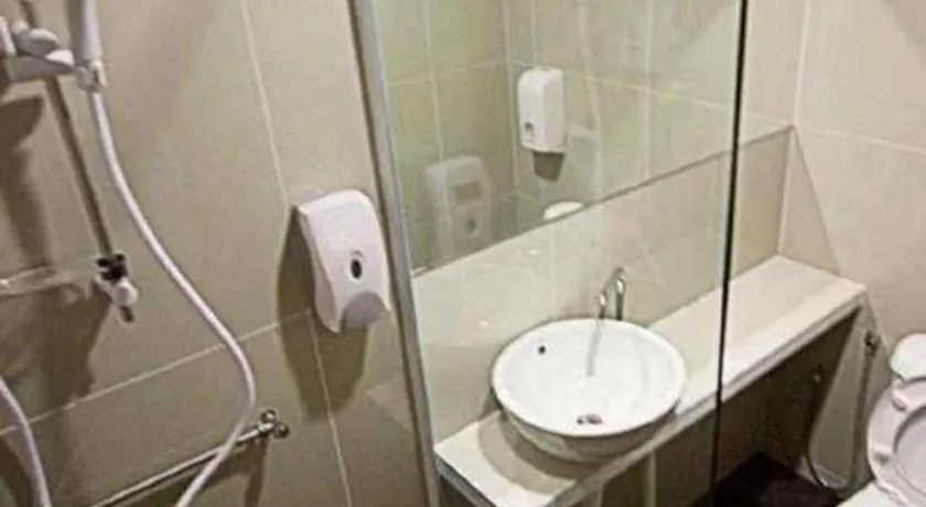 Place2Stay Business Hotel @ Waterfront