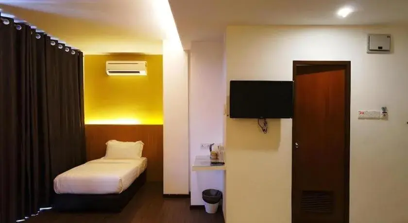 Bed in Place2Stay Business Hotel @ Waterfront Bed in Place2Stay Business Hotel @ Waterfront