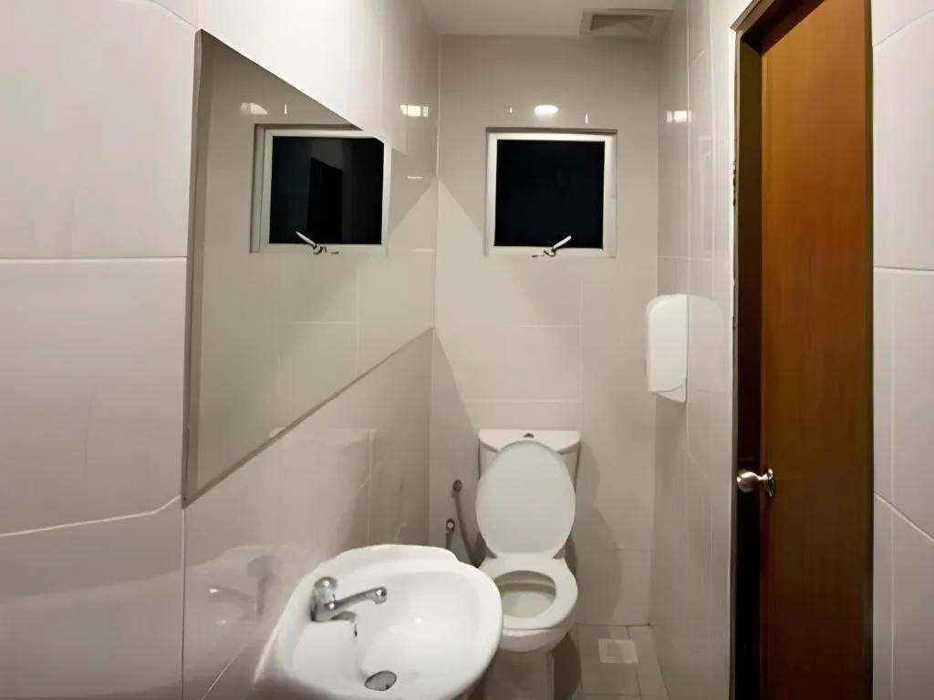 Place2Stay Business Hotel @ Waterfront