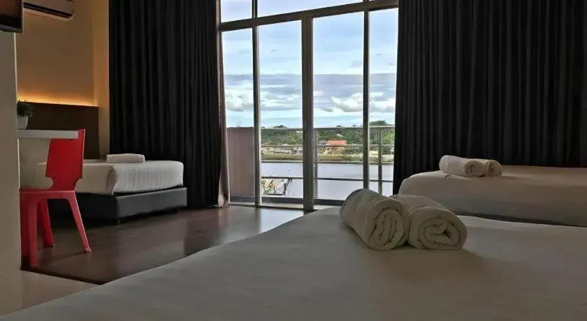 Bed in Place2Stay Business Hotel @ Waterfront Bed in Place2Stay Business Hotel @ Waterfront