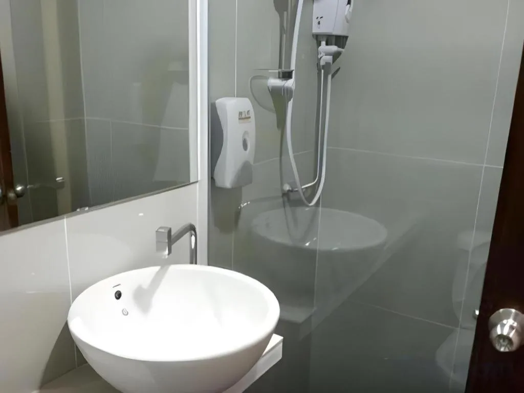 Place2Stay Business Hotel @ Waterfront