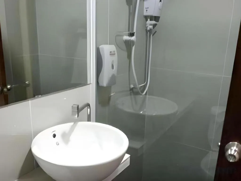 Place2Stay Business Hotel @ Waterfront