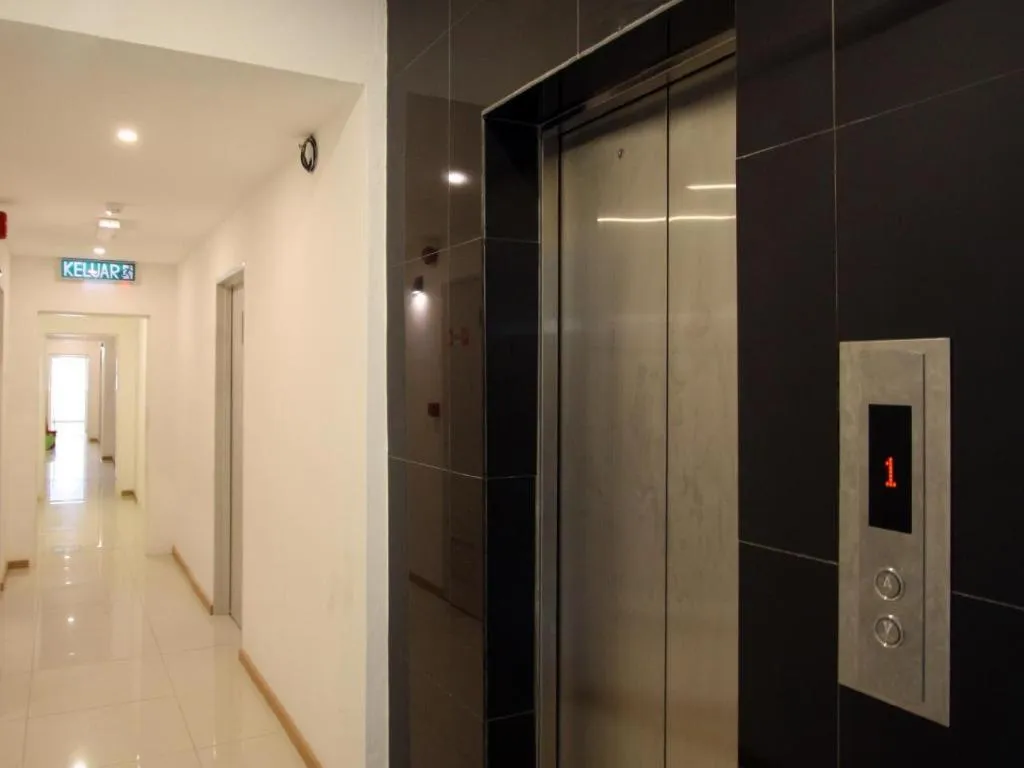 Place2Stay Business Hotel @ Waterfront