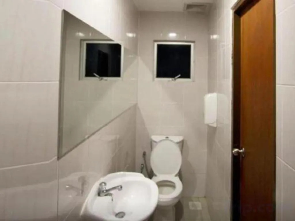 Place2Stay Business Hotel @ Waterfront