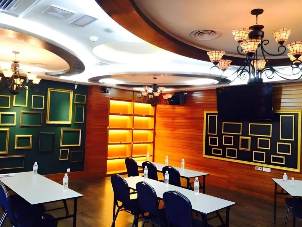 D North Star Hotel & Spa