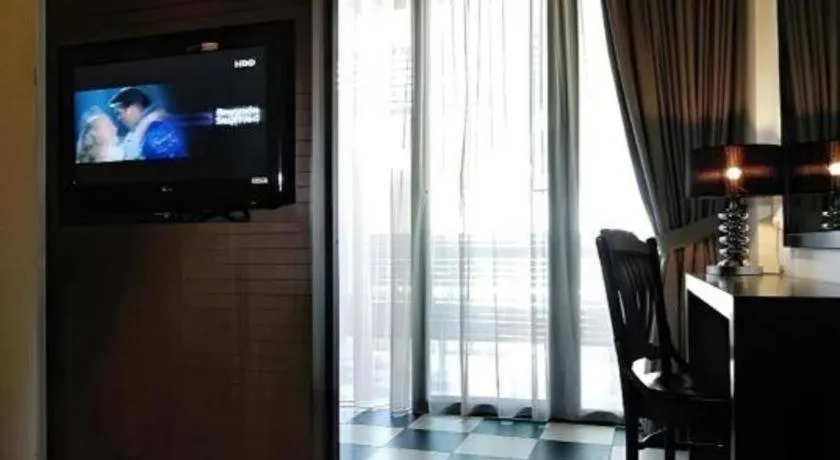 Courtyard at Heeren Boutique Hotel