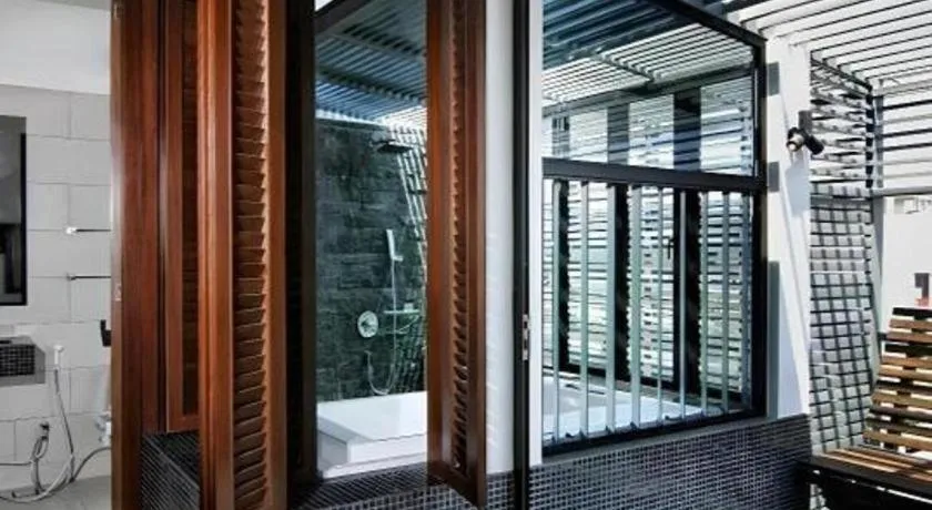 Courtyard at Heeren Boutique Hotel