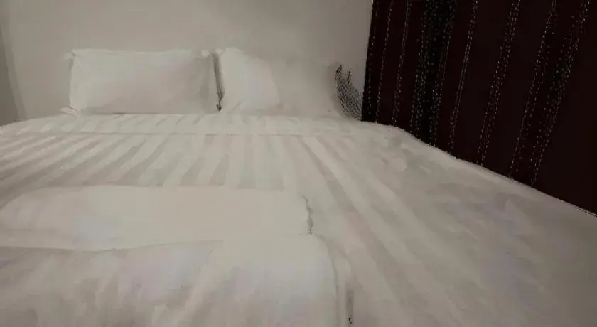 Bed in Place2Stay Business Hotel @ Metrocity Bed in Place2Stay Business Hotel @ Metrocity