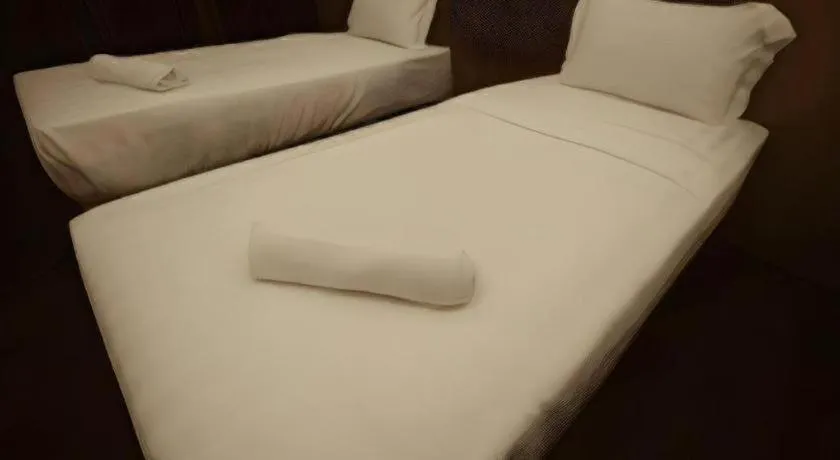 Bed in Place2Stay Business Hotel @ Metrocity