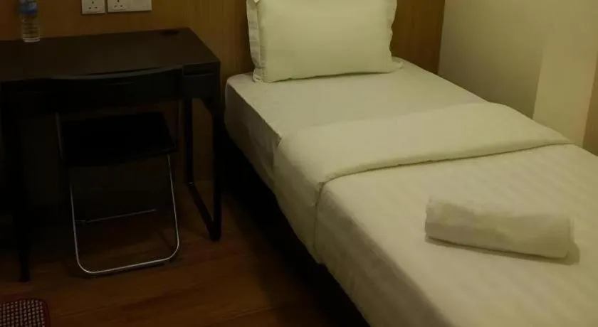 Bed in Place2Stay @ The Mines