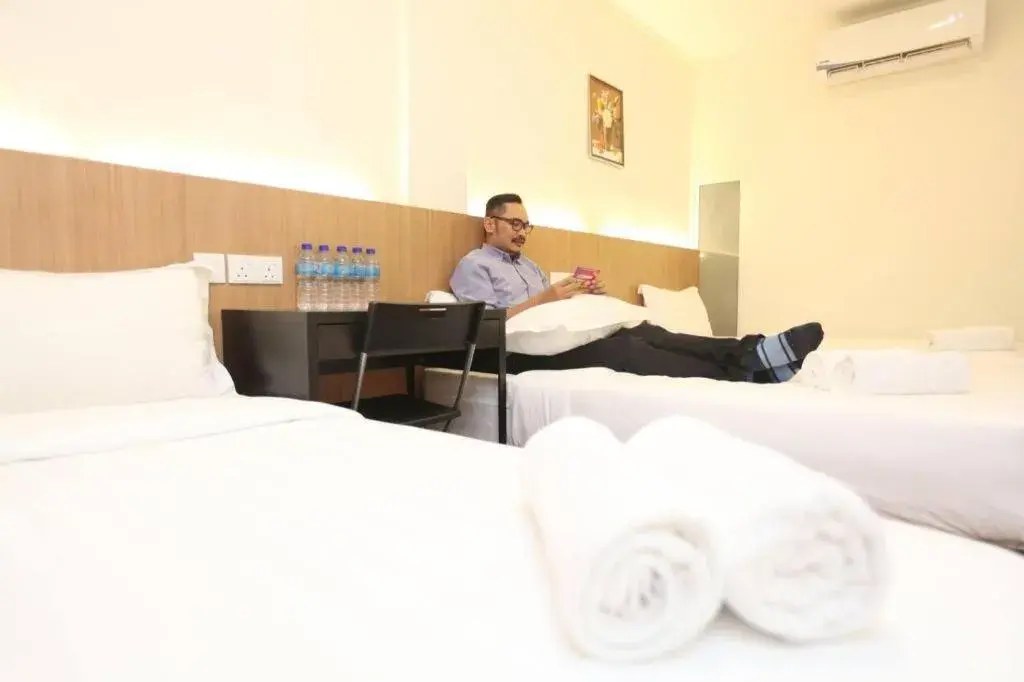 Bed in Place2Stay @ The Mines Bed in Place2Stay @ The Mines