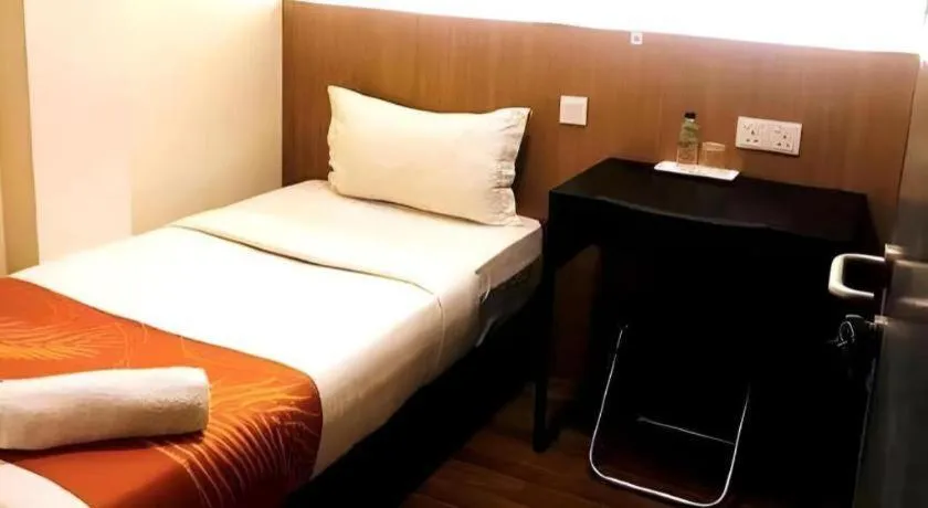 Bed in Place2Stay @ The Mines