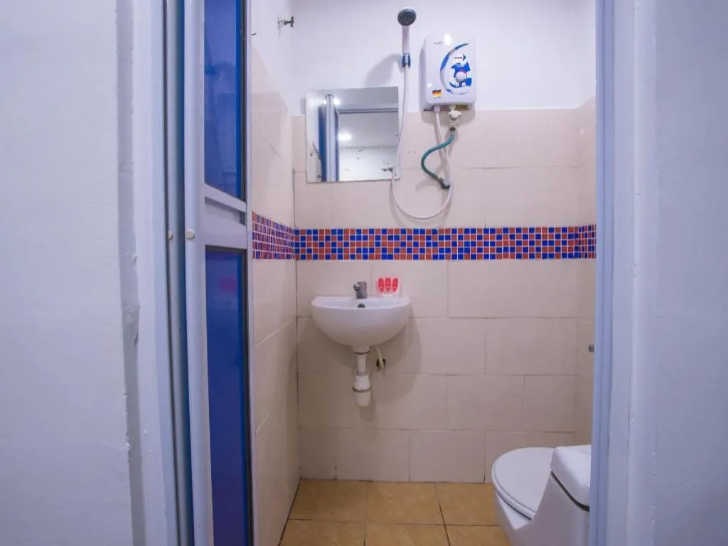 OYO 89450 Hotel Taj Inn Seksyen 13 Shah Alam