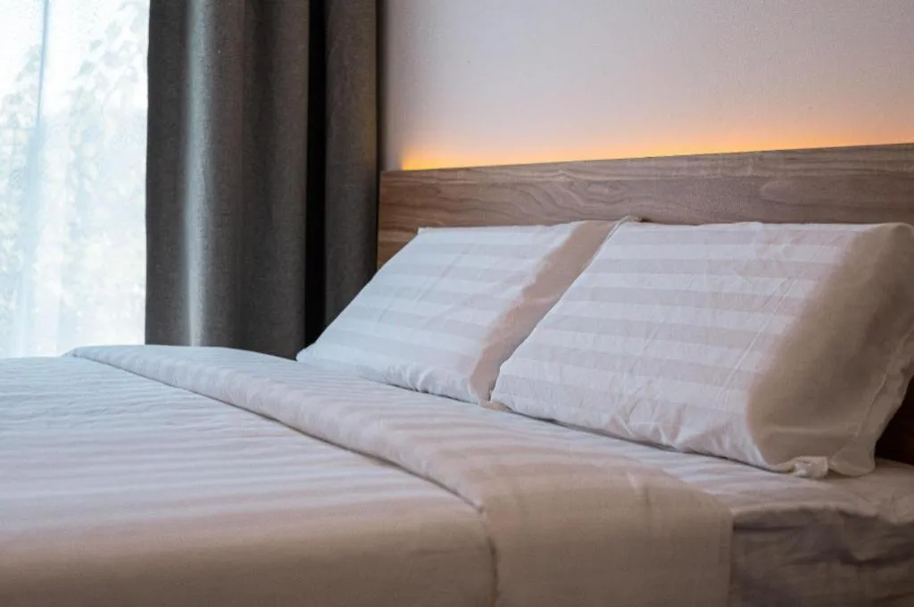 Bed in Semporna Seaview Hotel