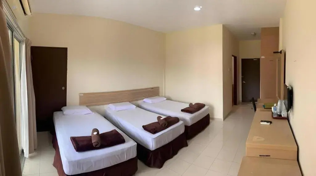 Bed in PAHANG REST HOUSE @ BERA Bed in PAHANG REST HOUSE @ BERA