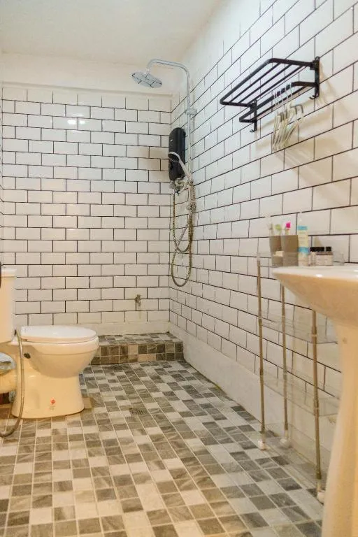 Ru Jia Hai She Hotel