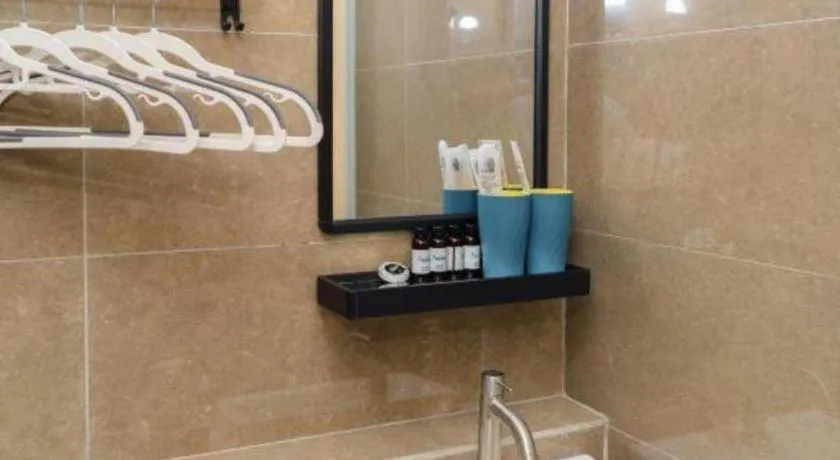 Ru Jia Hai She Hotel