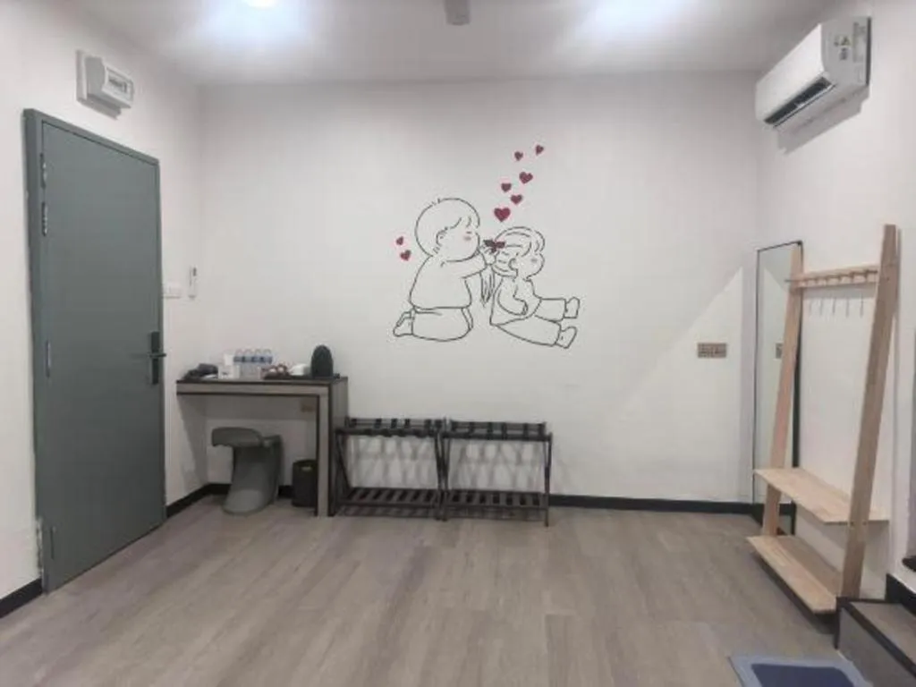 Ru Jia Hai She Hotel