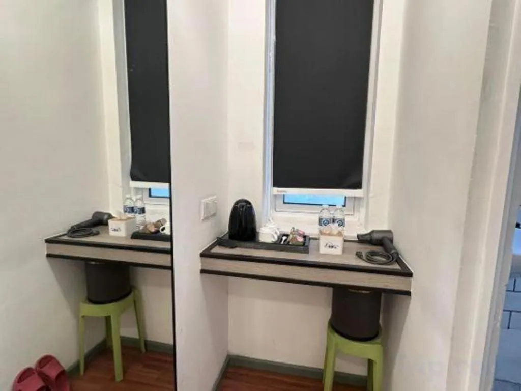 Ru Jia Hai She Hotel