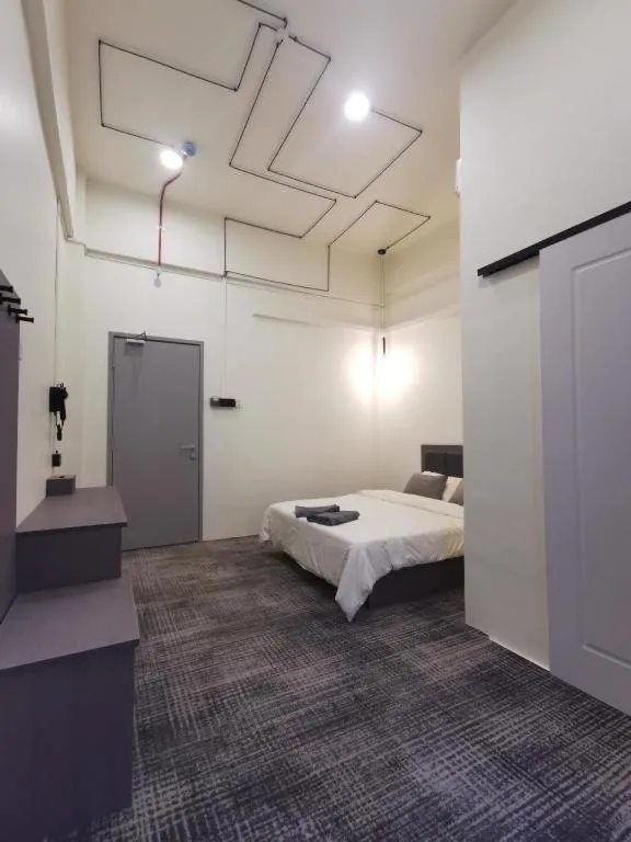 Bed in THE ROOM @ KT HOTEL