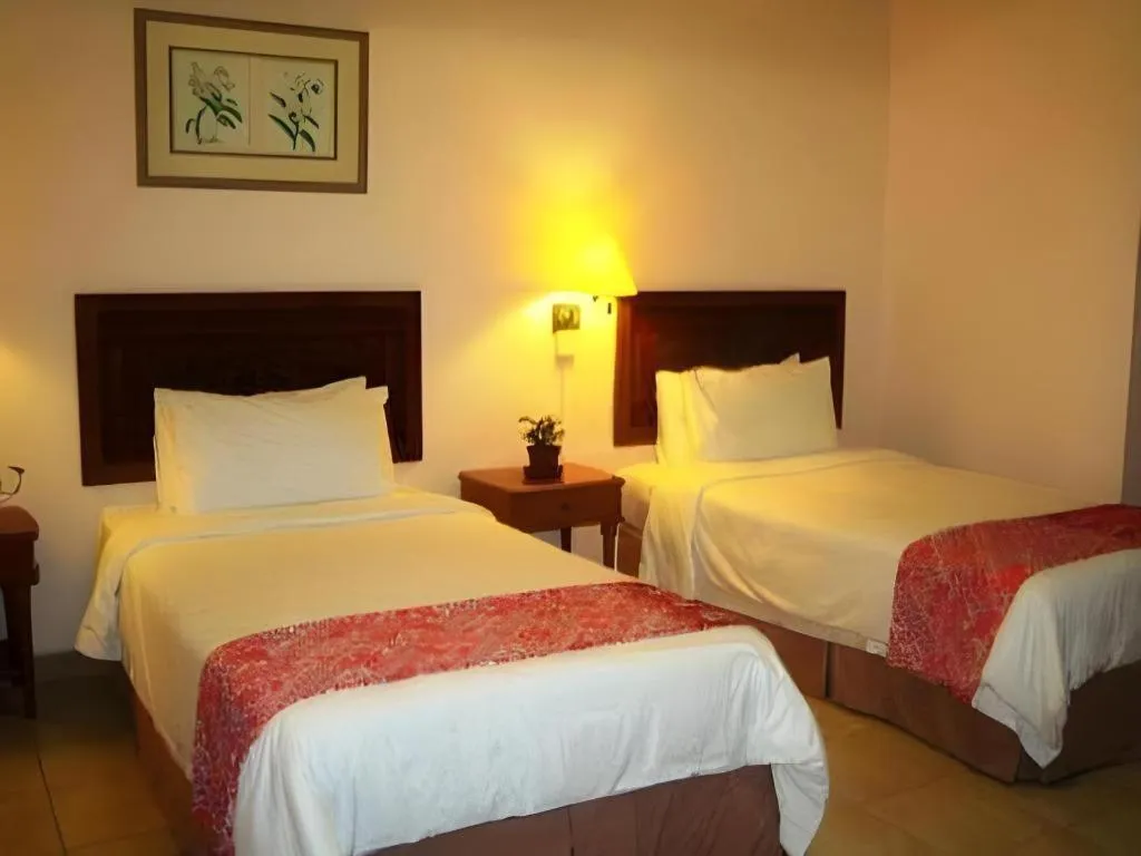 Bed in Seapark Condotel Hotel