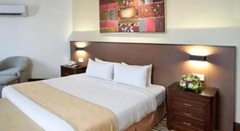 Bed in Hotel Royal Penang