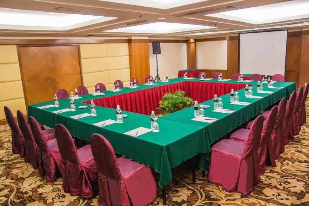 Summit Hotel Subang USJ