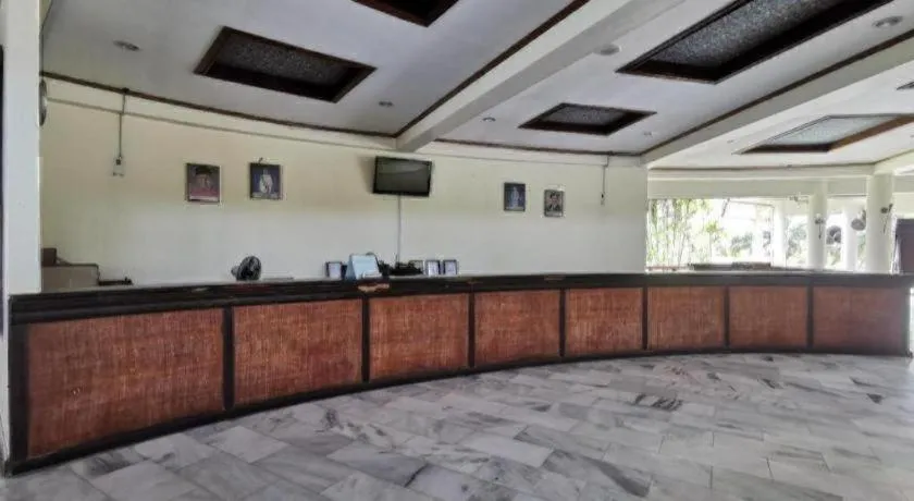 OYO 89972 Borneo Paradise Beach Hotel