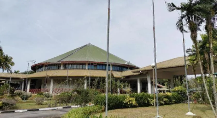 OYO 89972 Borneo Paradise Beach Hotel