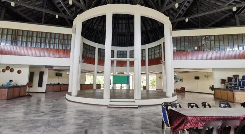 OYO 89972 Borneo Paradise Beach Hotel