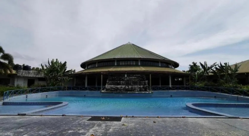 OYO 89972 Borneo Paradise Beach Hotel