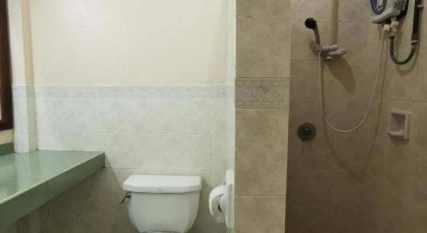 OYO 89972 Borneo Paradise Beach Hotel