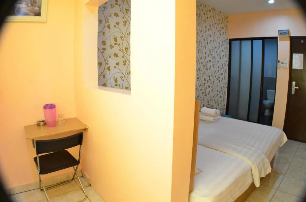 Bed in Hotel Zamburger Sri Petaling