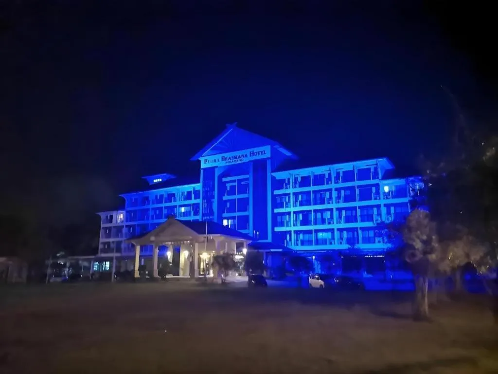 Putra Brasmana Hotel