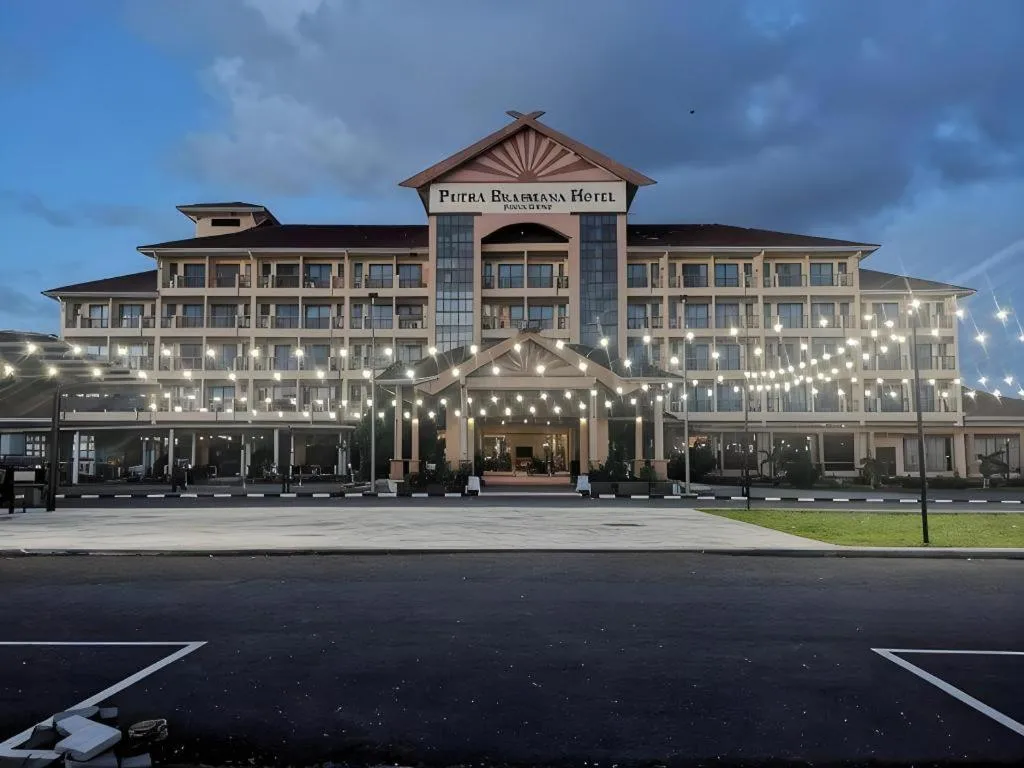 Putra Brasmana Hotel