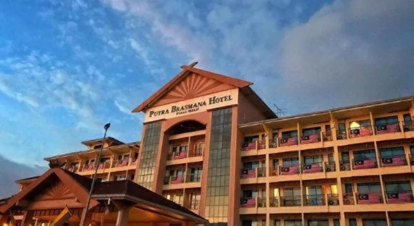 Putra Brasmana Hotel