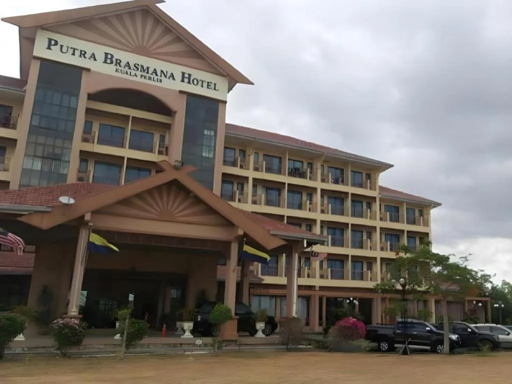 Putra Brasmana Hotel