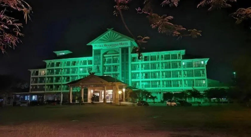 Putra Brasmana Hotel