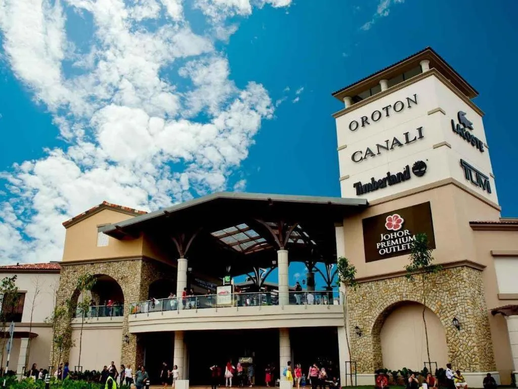 Zoom Inn Boutique Hotel by Ardens - Danga Bay