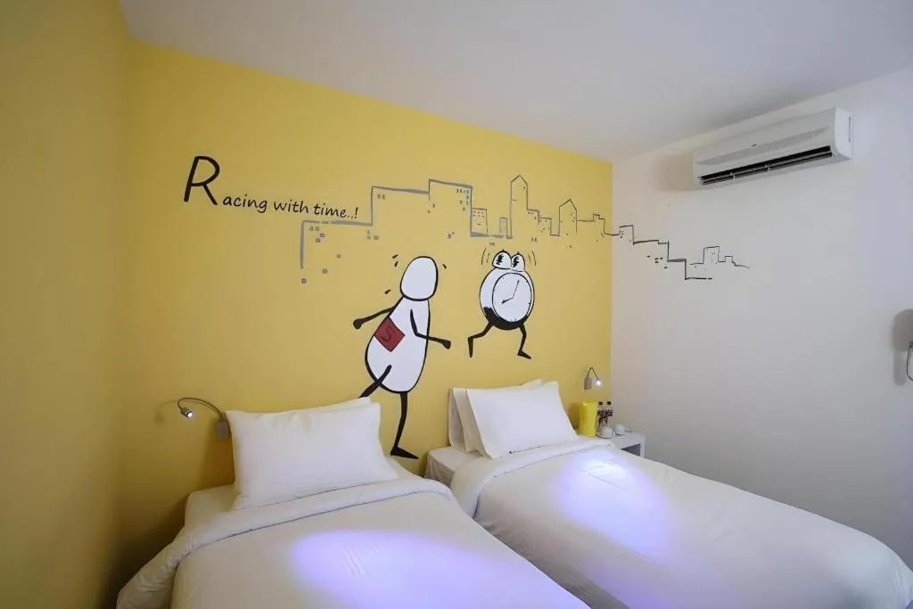 Bed in Zoom Inn Boutique Hotel by Ardens - Danga Bay