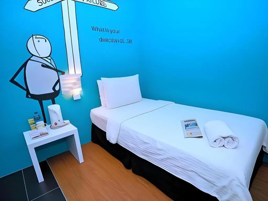 Zoom Inn Boutique Hotel by Ardens - Danga Bay