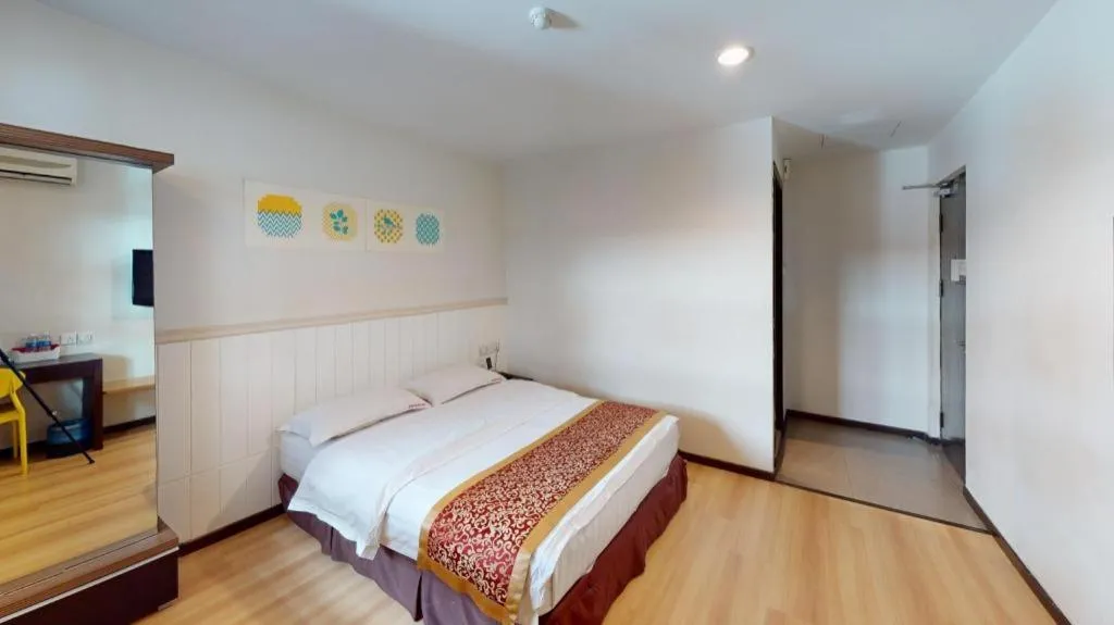 Bed in Aston Boutec Hotel Lintas Plaza