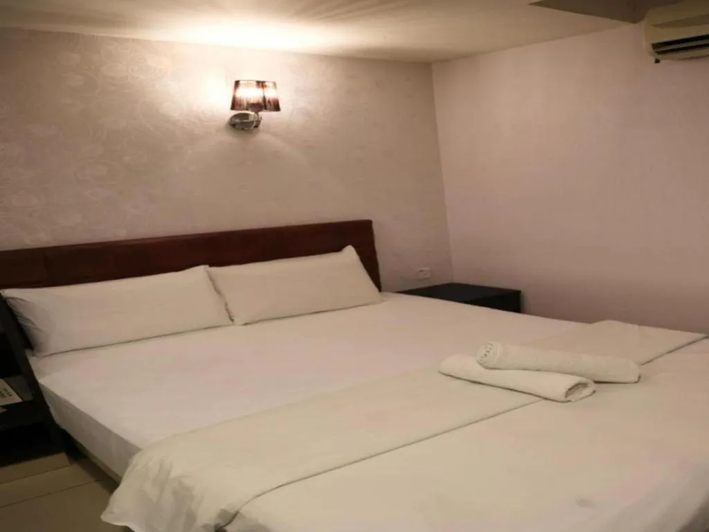 Bed in Hotel O D Nice Inn Hotel